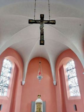 St. Andreas Longkamp Altarraum